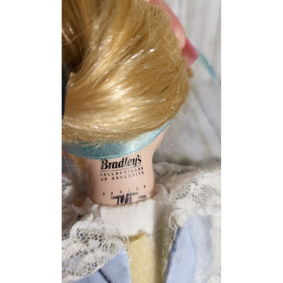 1970 Bradley Alice in Wonderland Collectible Porcelain Doll Blonde  hair - Picture 11 of 12